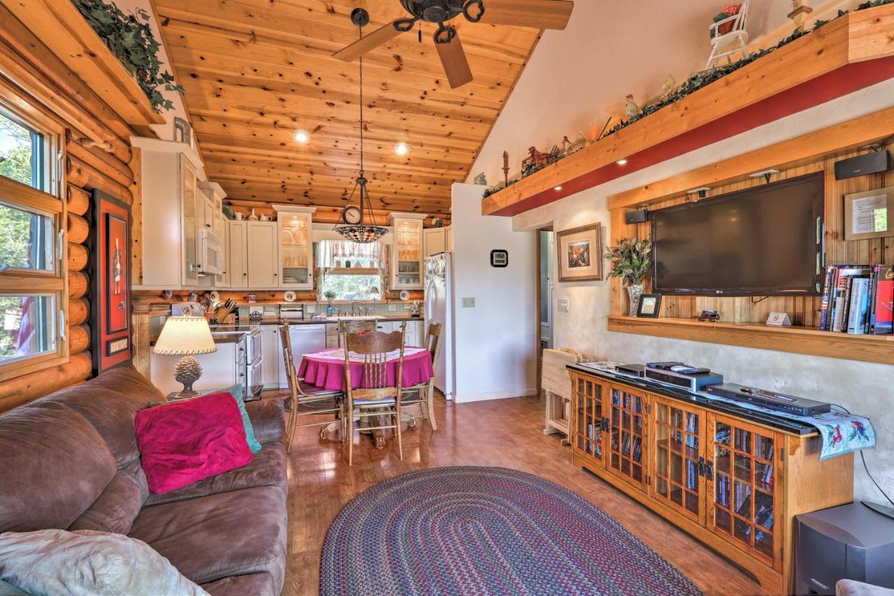 Quaint Williams Cabin Near Grand Canyon Εξωτερικό φωτογραφία